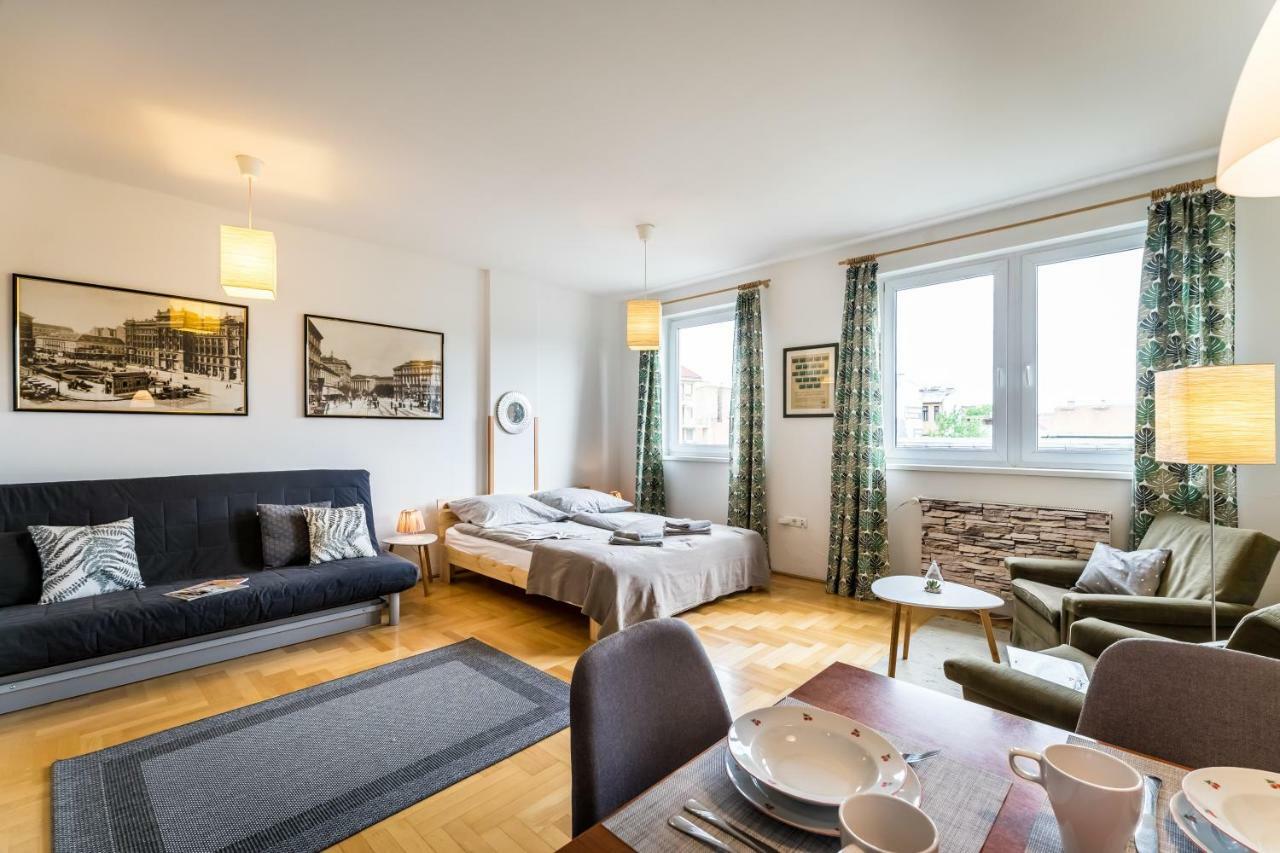 Bpr Hello Hollo Apartment Budapest Bagian luar foto