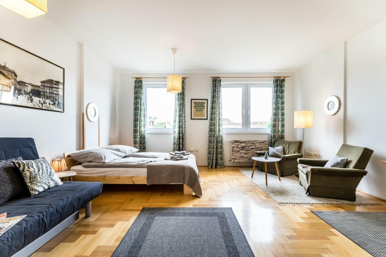 Bpr Hello Hollo Apartment Budapest Bagian luar foto